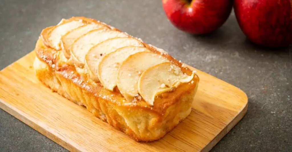 Pain aux Pommes Caramélisées du Thermomix : Un Délice Doré