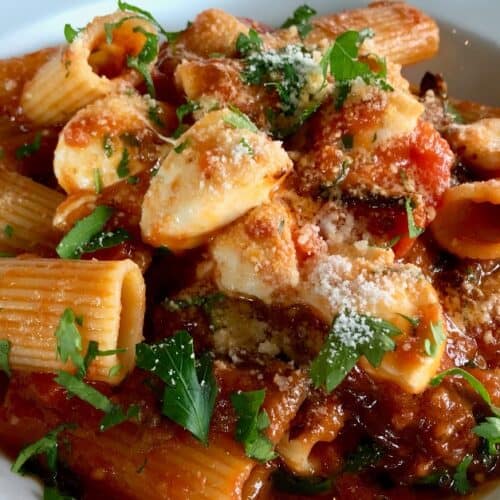 Rigatoni aux Aubergines Tomates et Parmesan au Thermomix : Un Délice Italien