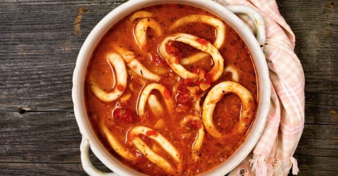 Soupe Italienne aux Calamars et Tomates au Thermomix : Une Soupe Exquise