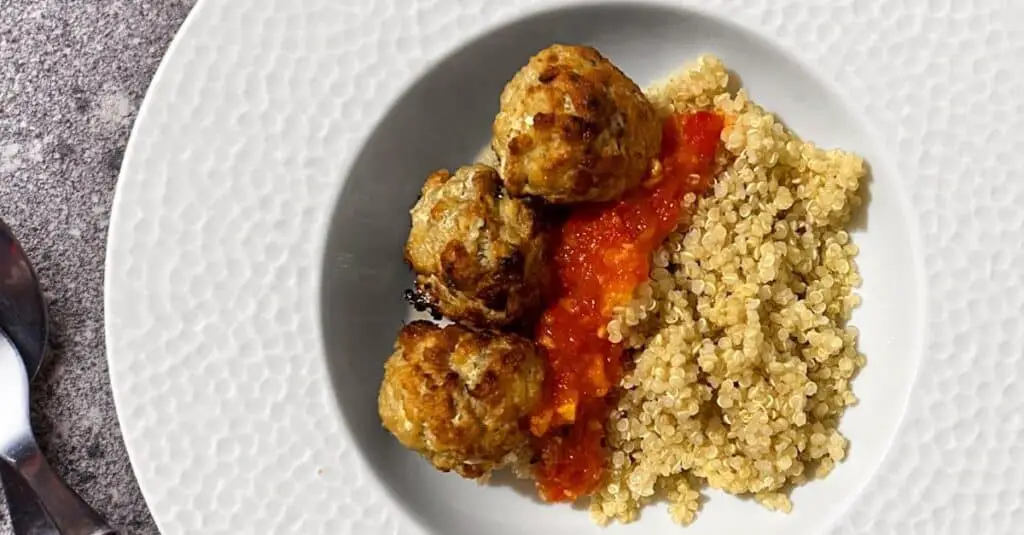 Boulettes de poisson thaï au four avec sauce au chili au Thermomix : Recette Saine