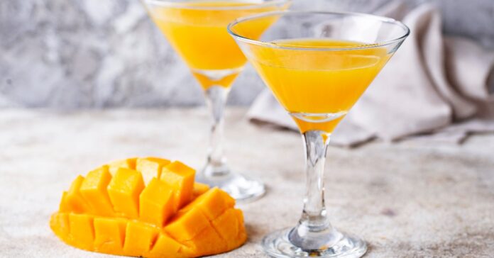 Cocktail Exotique à la Mangue au Thermomix : Parfumé et Fruité