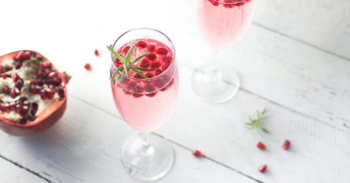 Cocktail Mimosa Rosé à la Grenade au Thermomix : Fraîcheur Étincelante