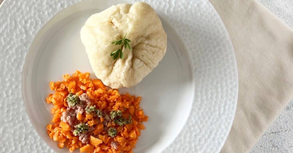 Petits pains chat Siu Bio aux carottes marinées au Thermomix : Saveurs Exquises