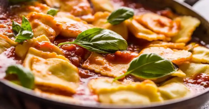 Raviolis Maison Sauce Tomate et Basilic au Thermomix : Une Recette Savoureuse à Souhait