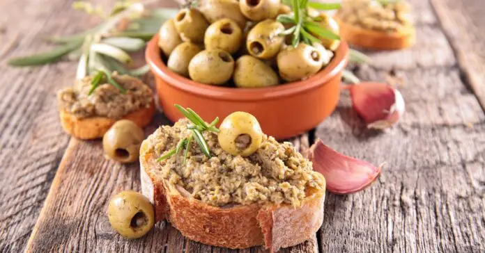 Tapenade Verte aux Olives au Thermomix : Un Condiment Irrésistible