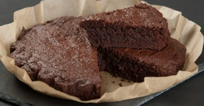 Gâteau Fondant au Chocolat sans Œuf au Thermomix : L'Exquise Douceur Végane qui Fond en Bouche