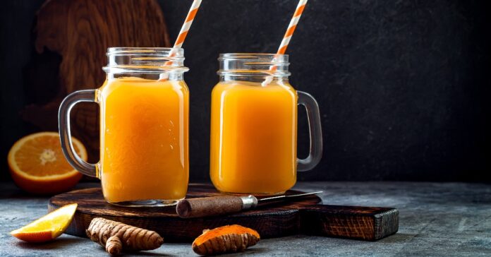Smoothie à l'Orange Ananas et Curcuma au Thermomix : Une Explosion de Fraîcheur