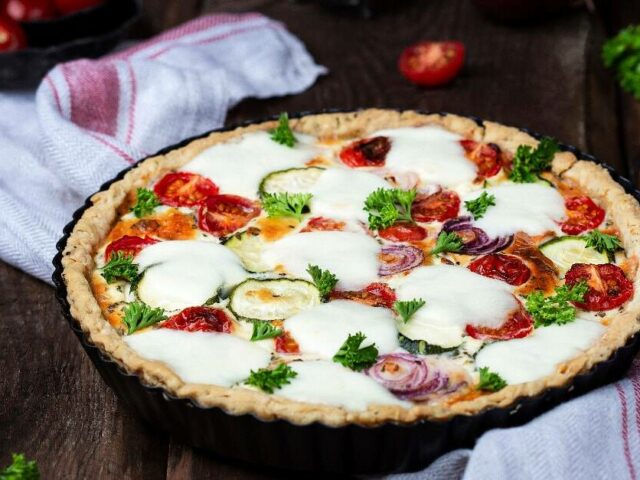 Tarte aux Courgettes Tomates et Mozzarella au Thermomix : Un Festival de Saveurs dans Votre Assiette