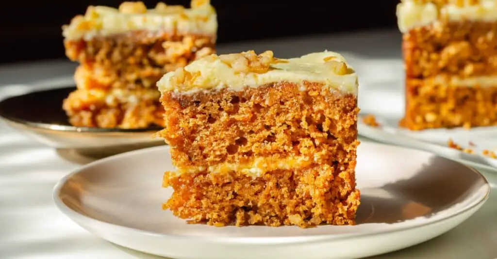 Gâteau aux Carottes avec Crème au Beurre au Thermomix : Un Délice Moelleux et Crémeux