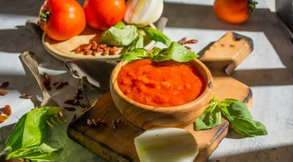 Sauce Arrabiata au Thermomix : Épicée et Savoureuse