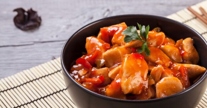 Poulet Chinois à la Sauce Aigre-Douce au Thermomix : Un Plat Coloré et Savoureux