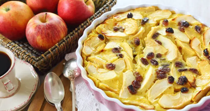 Clafoutis aux Pommes et Raisins Secs au Thermomix : Un Dessert Réconfortant et Plein de Saveurs