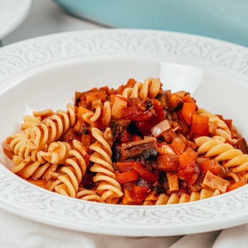 Fusilli aux Aubergines Poivrons et Champignons au Thermomix