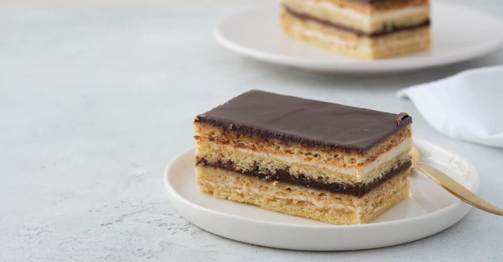 Gâteau Opéra au Café au Thermomix : Un Délice en Couches