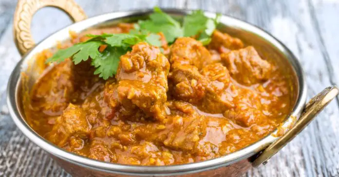 Curry d'Agneau Indien au Thermomix : Un Festin Épicé et Réconfortant