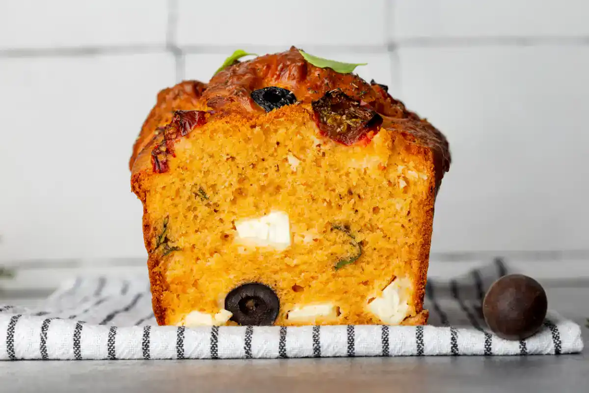Cake Salé aux Olives et Feta au Thermomix