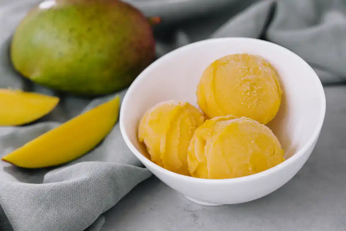 Glace Minute à la Mangue au Thermomix
