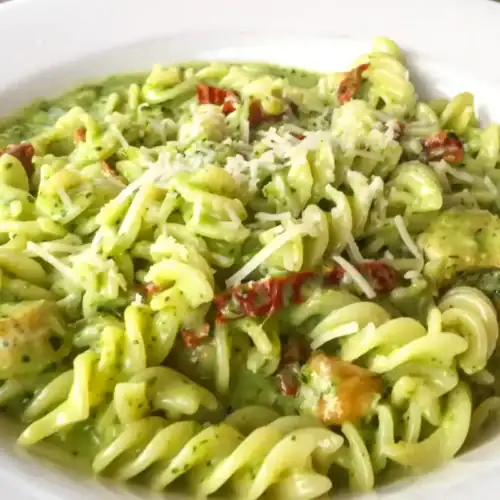 Salade de Pâtes Pesto Pistache au Thermomix